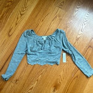 Women’s long sleeve crop top in color: sage - size L